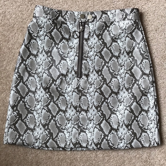 H&M Dresses & Skirts - H&M snakeskin miniskirt